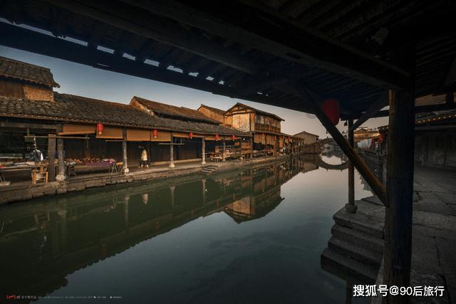 鲜奶运输车找不同